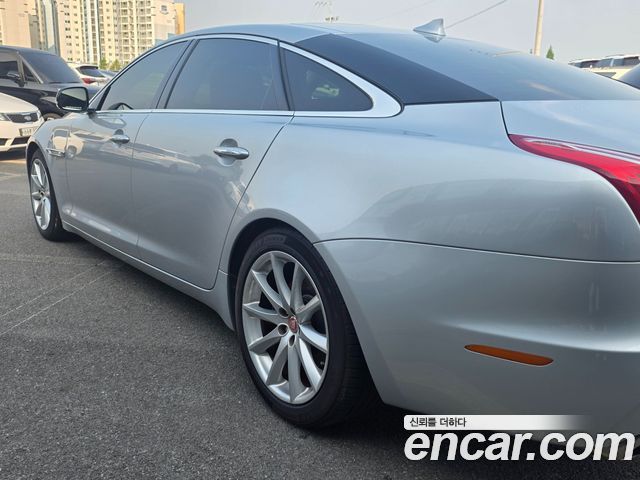 Jaguar XJ из Кореи Encar
