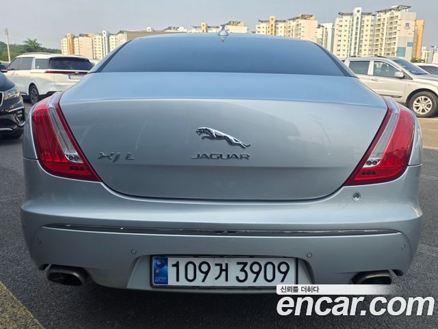 Jaguar XJ из Кореи Encar