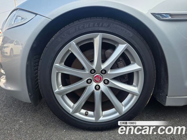 Jaguar XJ из Кореи Encar