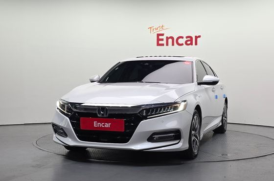Honda Accord 2.0 Hybrid Touring — пробег 108 278 км — фото 3 из 5