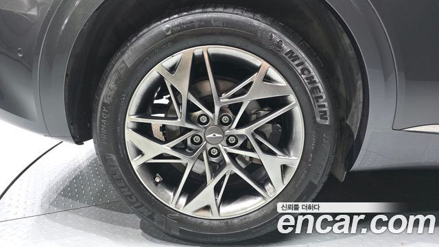 Genesis GV70 из Кореи Encar