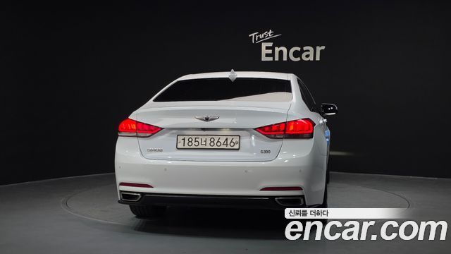 Hyundai Genesis из Кореи Encar