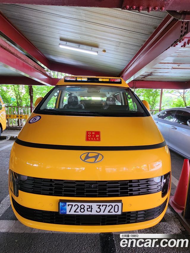 Hyundai Staria из Кореи Encar