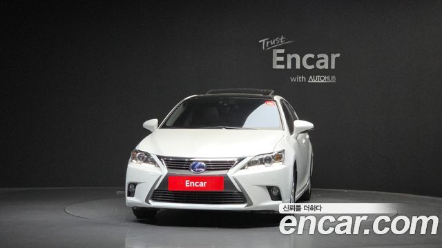 Lexus CT200h из Кореи Encar