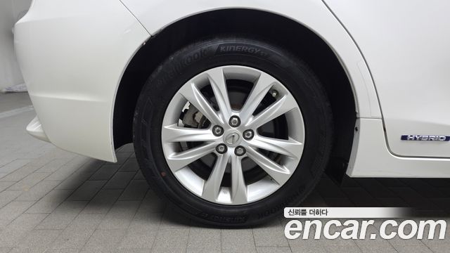 Lexus CT200h из Кореи Encar
