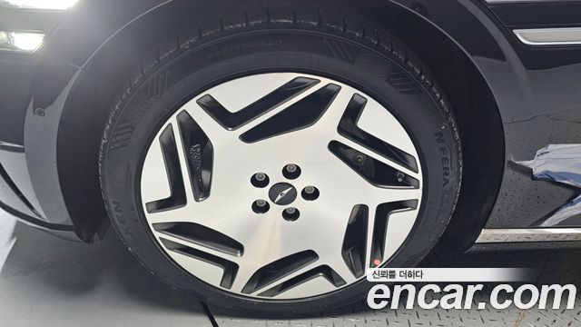 Genesis G90 из Кореи Encar