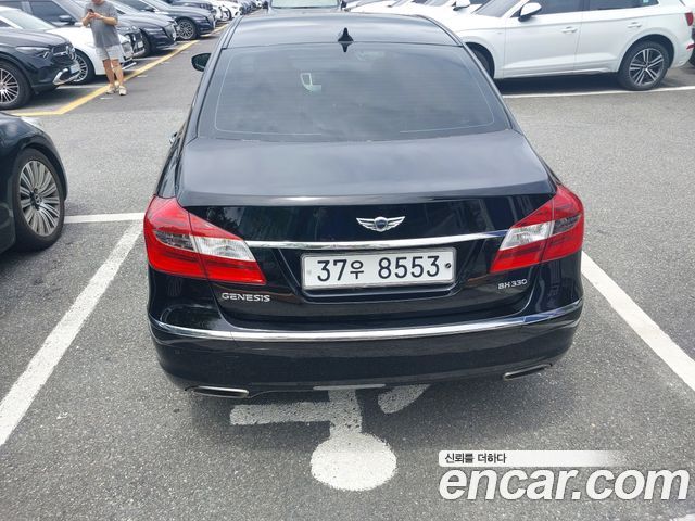 Hyundai Genesis из Кореи Encar