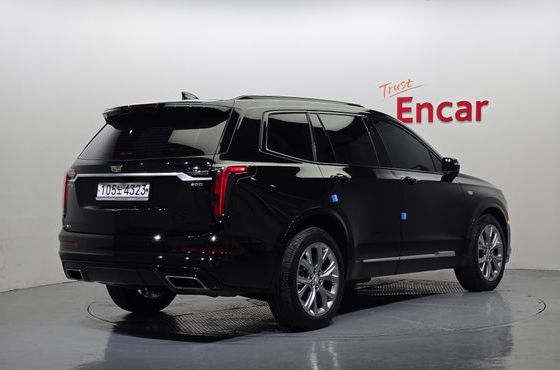 Cadillac XT6 3.6 Sport — пробег 86 721 км — фото 2 из 5