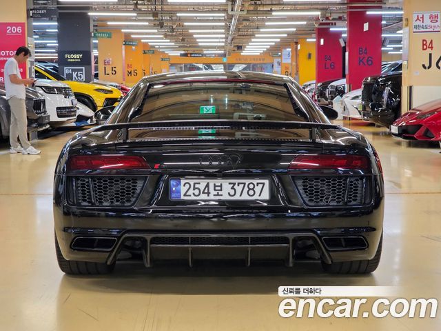 Audi R8 из Кореи Encar