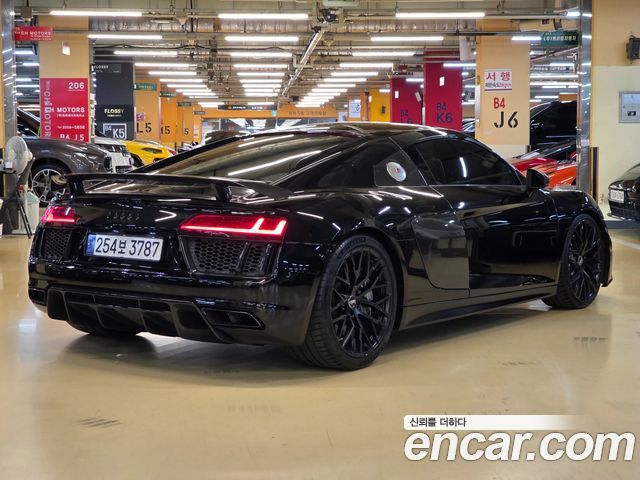 Audi R8 из Кореи Encar