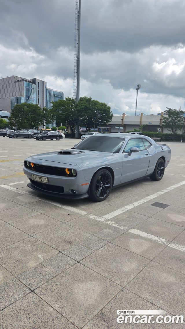 Dodge Challenger 5.7 — пробег 53 000 км — фото 1 из 5