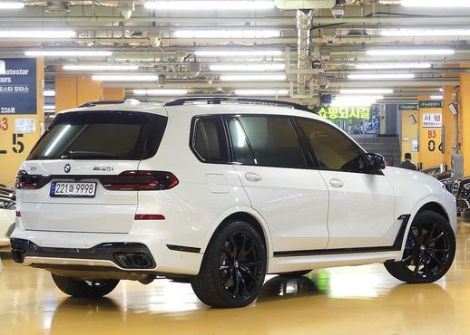 BMW X7 M60i xDrive M sport 6STR — пробег 20 000 км — фото 2 из 5
