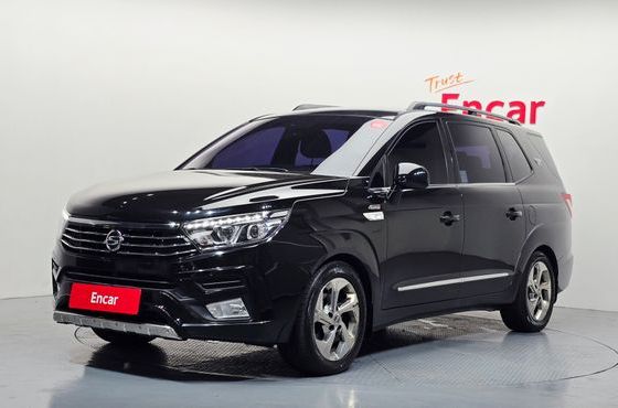Ssangyong KORANDO 4WD TX 9-seater — пробег 121 625 км — фото 1 из 5