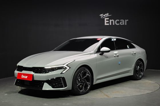 Kia K5 Signature — пробег 4 744 км — фото 1 из 5