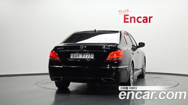 Hyundai Equus из Кореи Encar