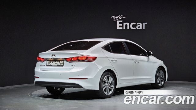 Hyundai AVANTE из Кореи Encar