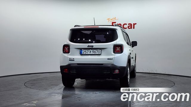 Jeep Renegade 2.0 Diesel Longitude AWD — пробег 146 594 км — фото 4 из 5