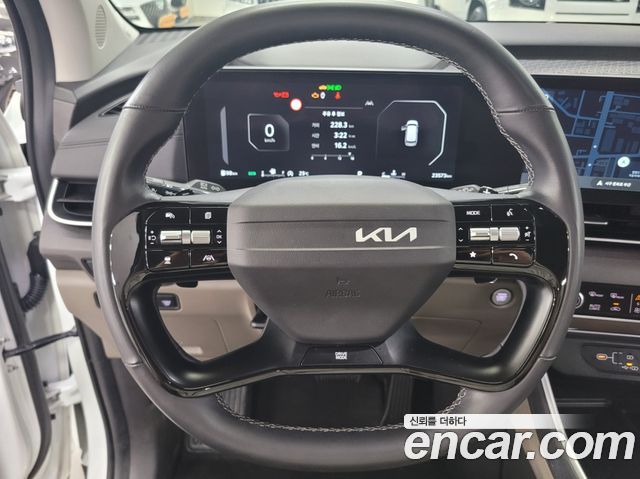 Kia Carnival 9-Seater Prestige — пробег 23 572 км — фото 4 из 5