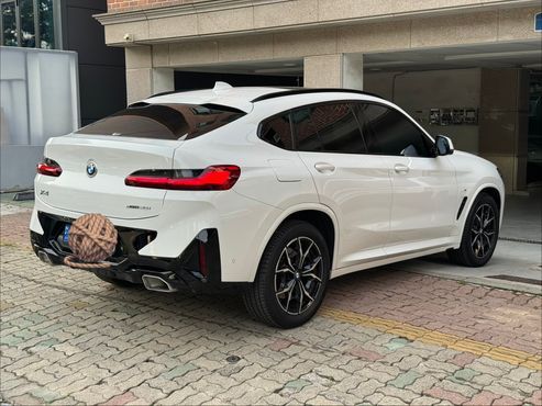 BMW X4 xDrive20i M Sport — пробег 4 600 км — фото 3 из 5