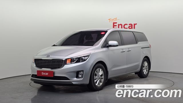 Kia Carnival 11-seater Deluxe — пробег 158 151 км — фото 1 из 5