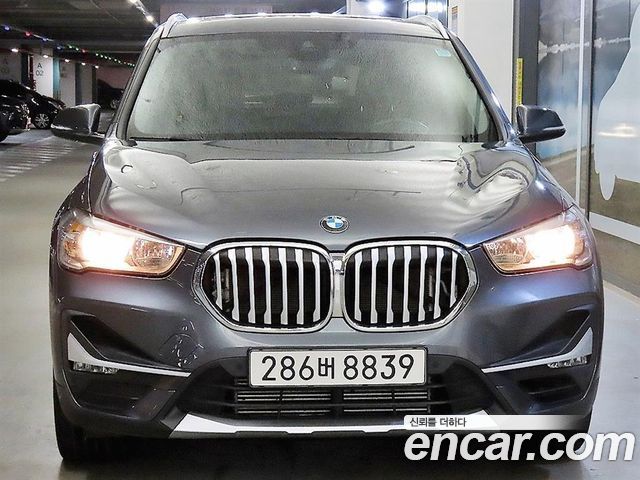 BMW X1 xDrive 20i xLine — пробег 82 307 км — фото 3 из 5