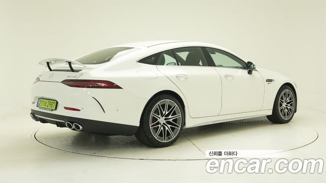 Mercedes-Benz AMG GT 4Door 43 4MATIC+ — пробег 33 км — фото 2 из 5