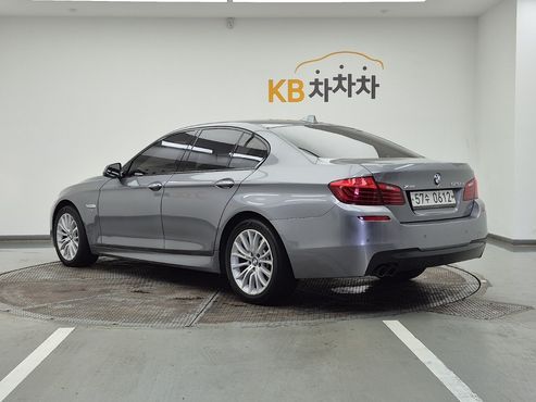 BMW 5-Series 520d xDrive M Aero Dynamic — пробег 235 662 км — фото 3 из 5