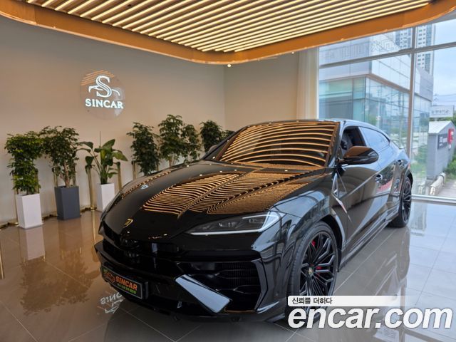 Lamborghini Urus из Кореи Encar