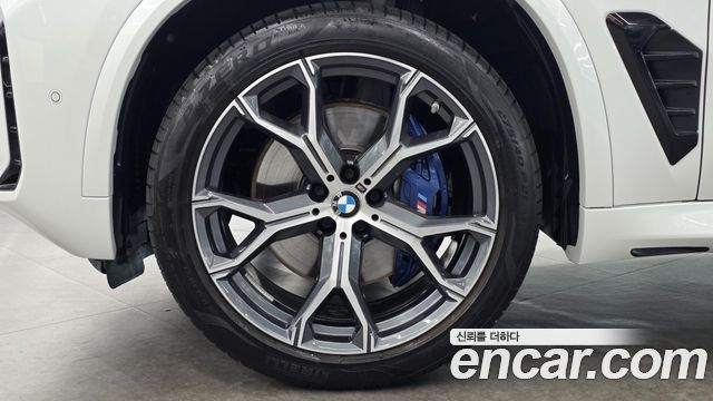 BMW X5 xDrive 40i M Sport — пробег 53 552 км — фото 5 из 5