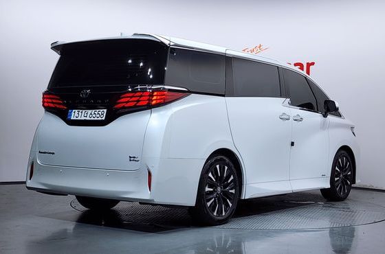 Toyota Alphard 2.5 HEV Executive AWD — пробег 27 621 км — фото 2 из 5