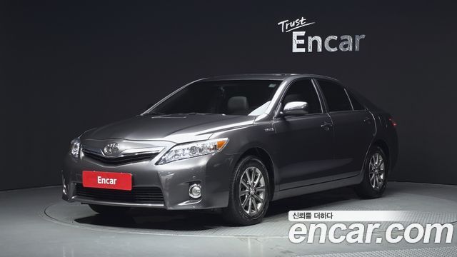 Toyota Camry Hybrid — пробег 96 698 км — фото 1 из 5