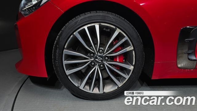 Kia Stinger из Кореи Encar