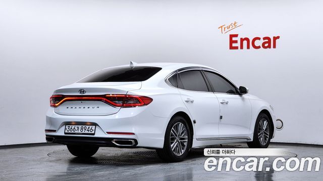 Hyundai Grandeur из Кореи Encar