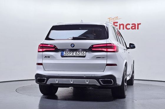 BMW X5 xDrive 40i M Sport — пробег 100 473 км — фото 4 из 5