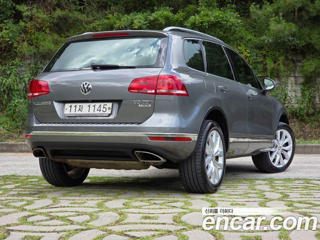 Volkswagen Touareg V6 3.0 TDI Bluemotion Premium 7P5 — пробег 267 268 км — фото 2 из 5