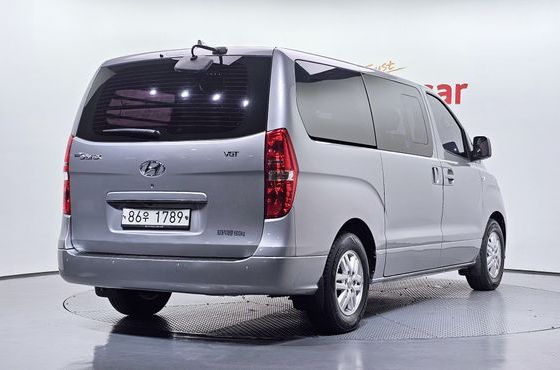 Hyundai Starex Van 5-Seater Modern — пробег 152 027 км — фото 2 из 5