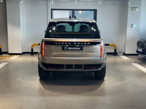 Land Rover Range Rover P530 Autobiography Long Wheel Base — пробег 20 км — фото 3 из 5