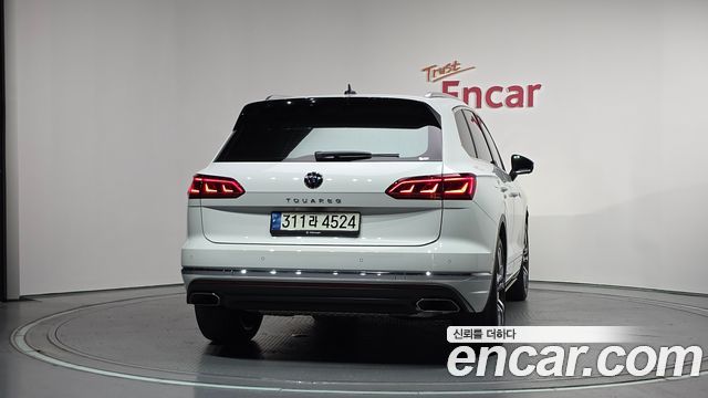 Volkswagen Touareg 4.0 TDI Prestige — пробег 55 318 км — фото 4 из 5