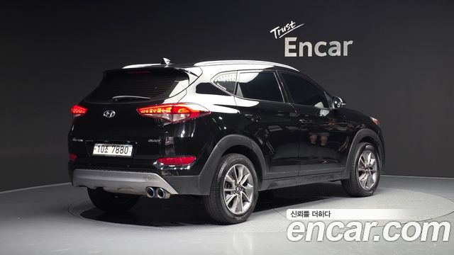 Hyundai Tucson Diesel 1.7 2WD Premium — пробег 136 320 км — фото 2 из 5