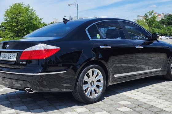 Hyundai Genesis BH 380 Royal Standard — пробег 104 000 км — фото 4 из 5
