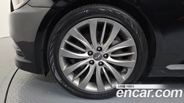 Hyundai Genesis из Кореи Encar