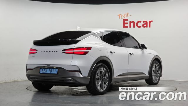 Genesis GV60 Standard — пробег 30 758 км — фото 2 из 5