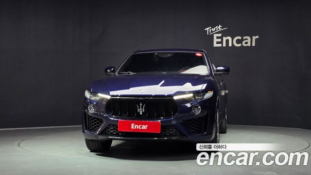 Maserati Levante из Кореи Encar