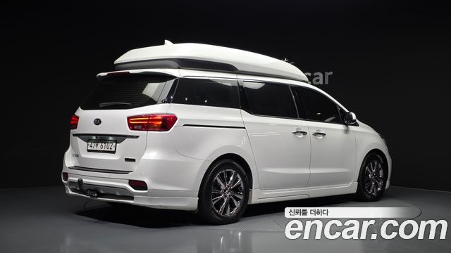 Kia Carnival из Кореи Encar