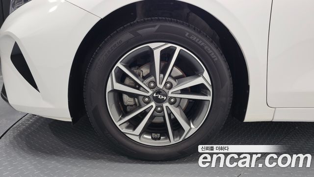 Kia K3 из Кореи Encar