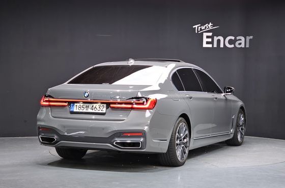 BMW 7-Series 745Le iPerformance M Sport — пробег 86 650 км — фото 2 из 5