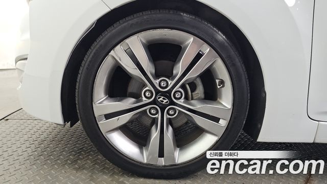 Hyundai Veloster DCT Pack — пробег 76 006 км — фото 5 из 5