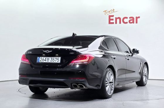 Genesis G70 2.0T Elite — пробег 58 040 км — фото 2 из 5