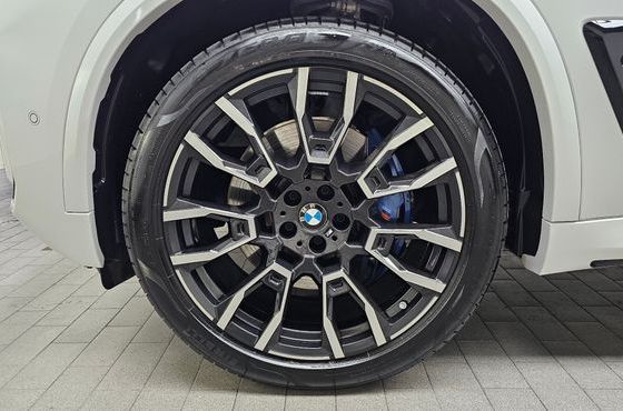 BMW X5 xDrive 40i M Sport — пробег 5 301 км — фото 5 из 5
