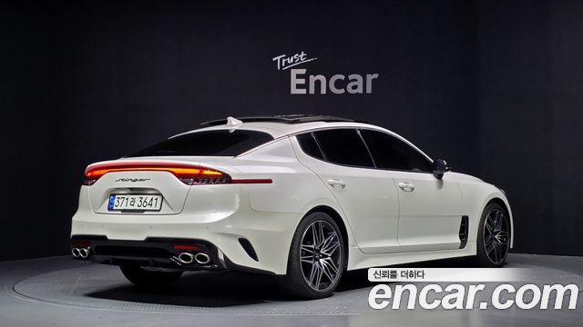 Kia Stinger из Кореи Encar